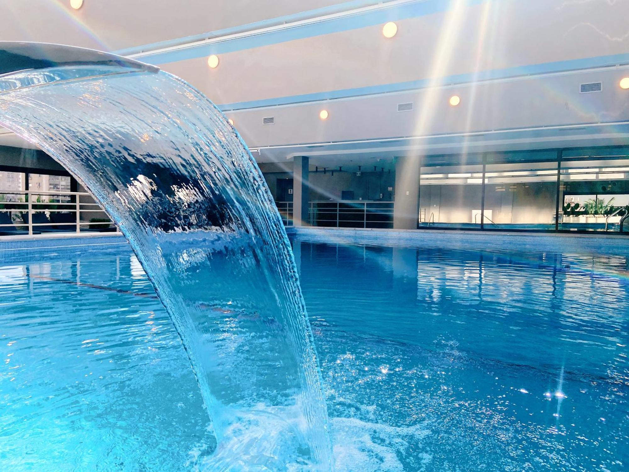 Libertador Hotel Buenos Aires Extérieur photo Indoor pool