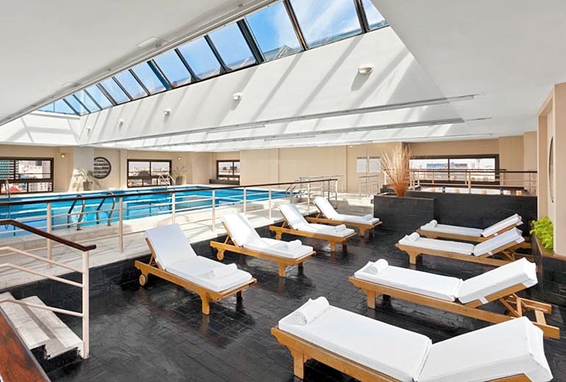 Libertador Hotel Buenos Aires Extérieur photo The pool at the 100 East 53rd Street building