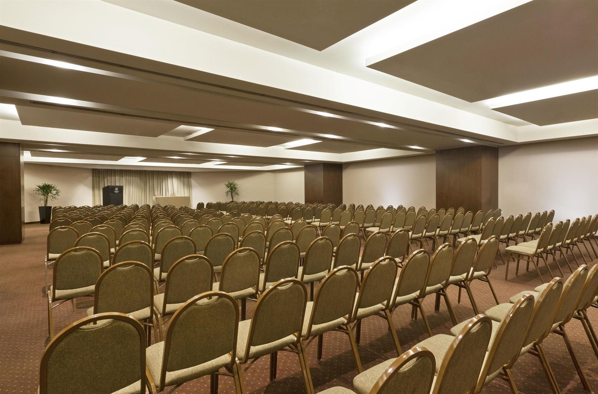Libertador Hotel Buenos Aires Extérieur photo The ballroom