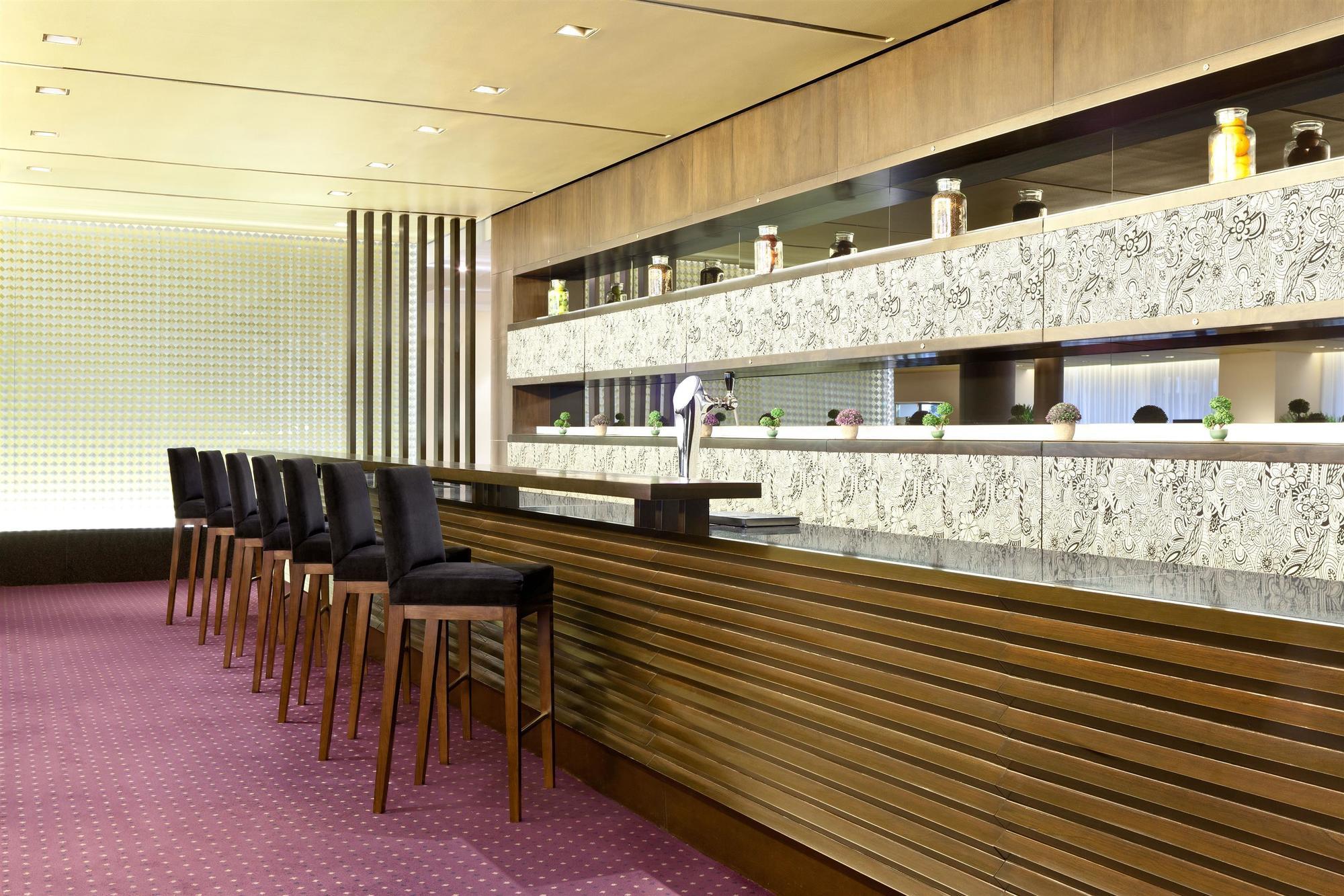 Libertador Hotel Buenos Aires Extérieur photo The bar at the lounge