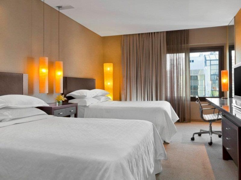 Libertador Hotel Buenos Aires Extérieur photo A typical guest room at the hotel